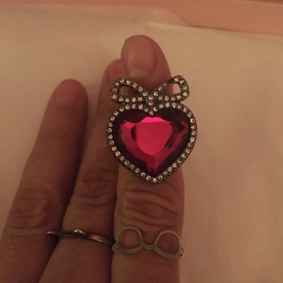Heart ring - Picture 1 of 3